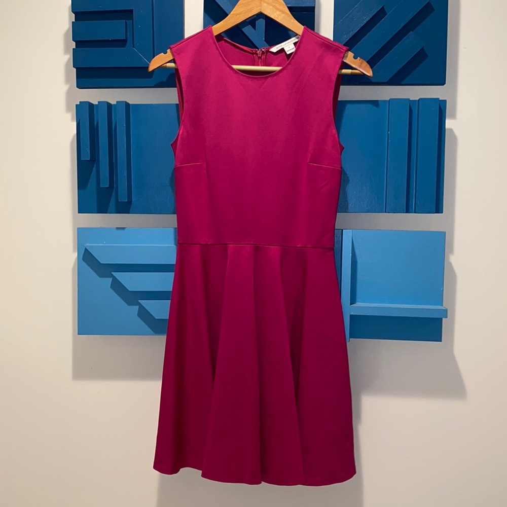 NWOT | DVF Diane von Furstenburg | A-Line | Size 2